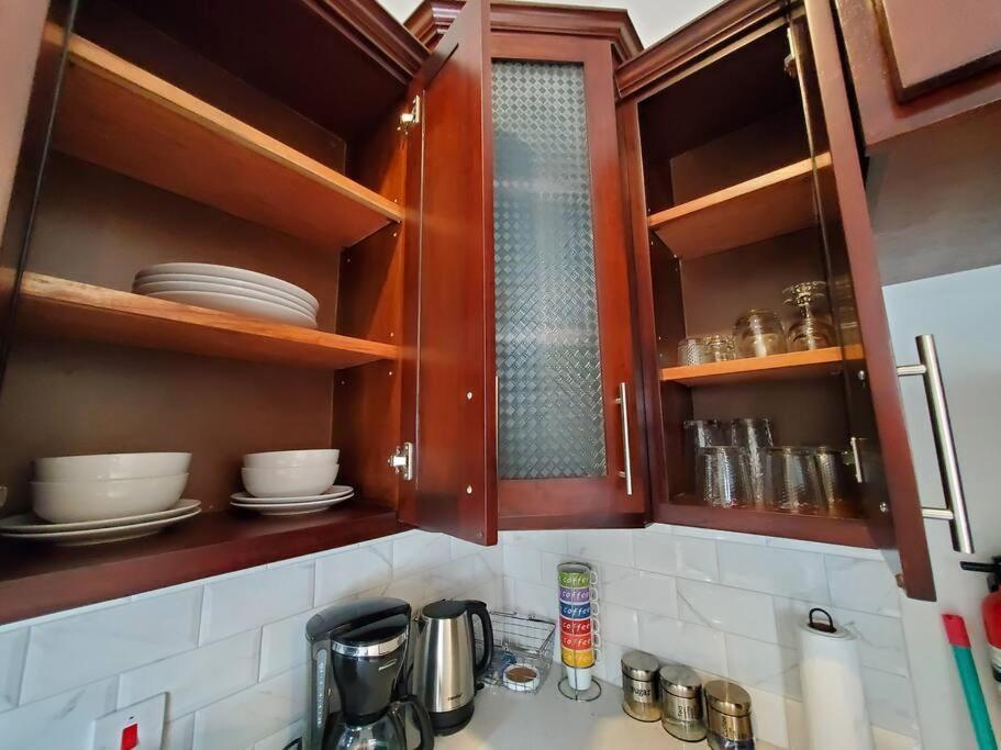 'The Solace' New Luxury Modern 1Bed 1Bath Apt. Portmore Luaran gambar