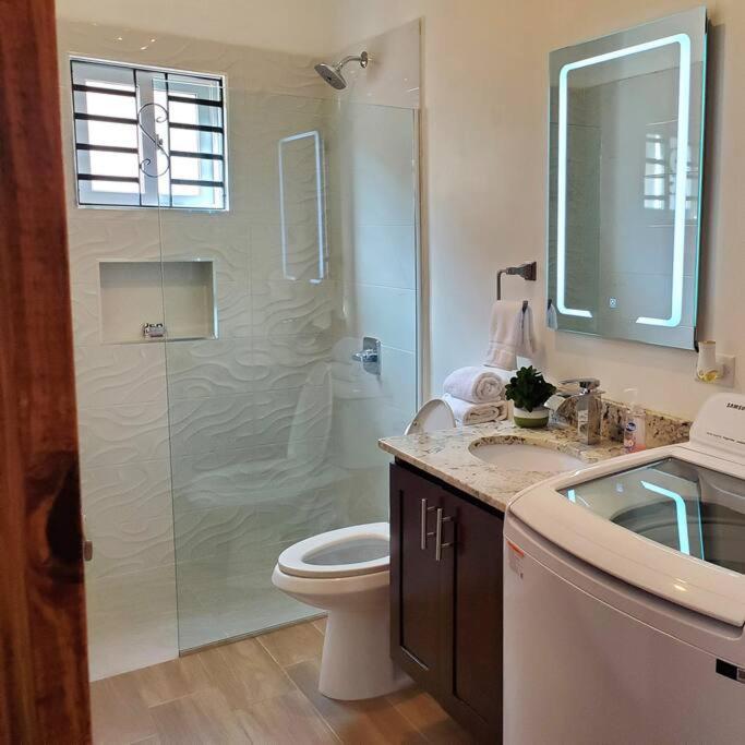 'The Solace' New Luxury Modern 1Bed 1Bath Apt. Portmore Luaran gambar