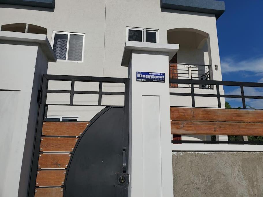 'The Solace' New Luxury Modern 1Bed 1Bath Apt. Portmore Luaran gambar